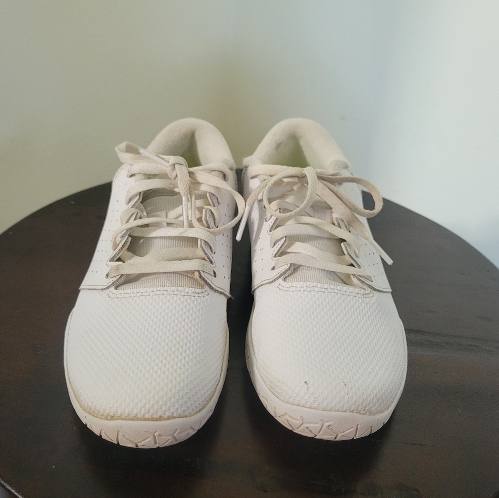 Nike Cheer Sideline Girl's Sz 3 White